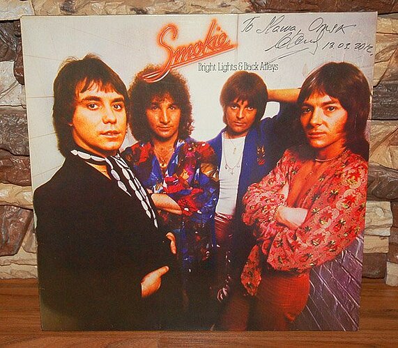 Smokie_1977_1.jpg.aa2cda53d1c9870f5385a6b2a318a074.jpg