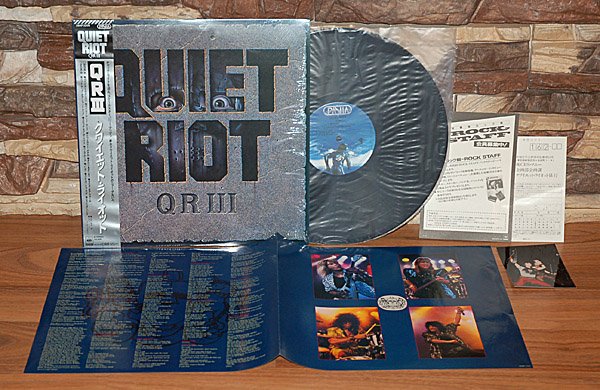 1941879456_QuietRiot_1986.jpg.1b44037b3fa68553279fd824624f4e2e.jpg