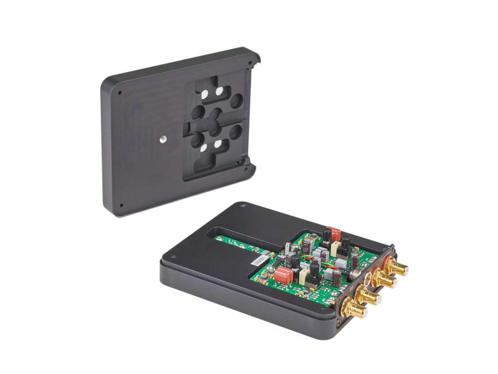 Clearaudio-Basic-V2-Phono-Vorverstärker-5.jpeg