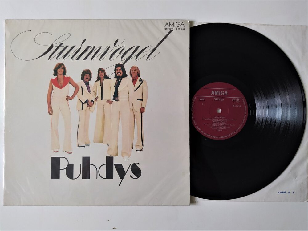 Puhdys - 1976 - Sturmfogel.jpg