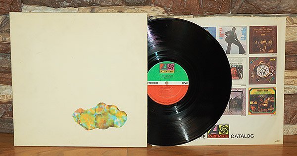 1765618697_KingCrimson_1971_USA.jpg.cbaca830ce6bac342f7398f29aaf2cbc.jpg